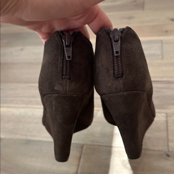 Naturalizer Ella Dark Brown taupe Wedge heel booties Shoes - Picture 6 of 10